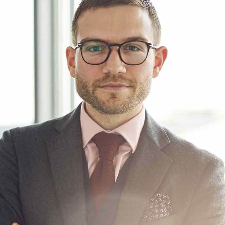 Artifact Extracts CEO